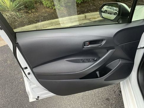 Certified 2024 Toyota Corolla LE FWD image 17