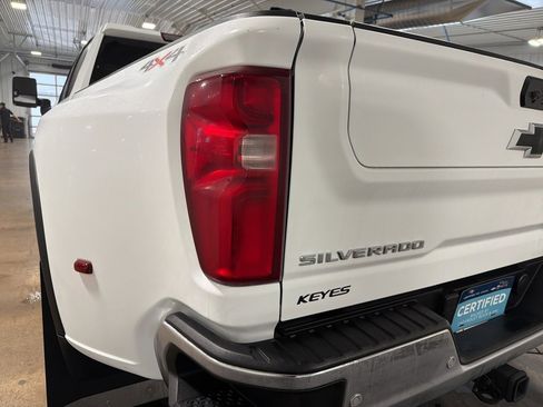Certified 2024 Chevrolet Silverado 3500 LTZ w/ LTZ Convenience Package image 45