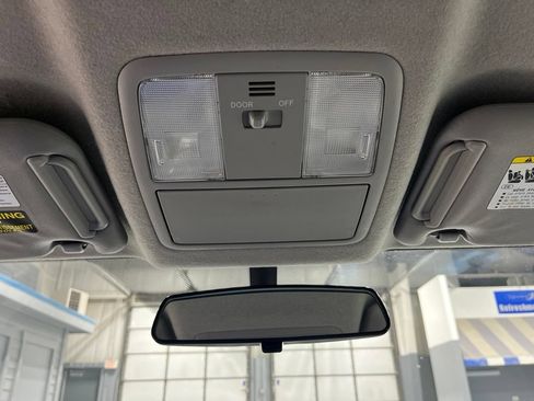 Used 2012 Toyota RAV4 4WD w/ Value Pkg image 26