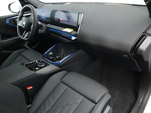 Certified 2025 BMW X3 xDrive30i w/ Premium Package image 19