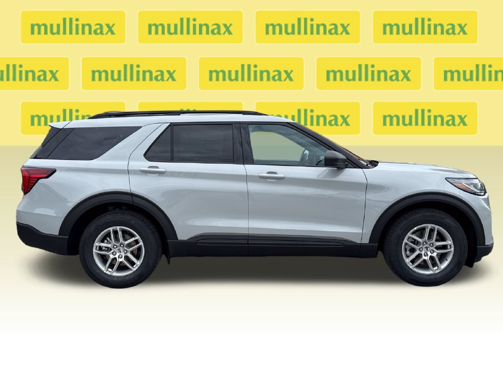 New 2027 Ford Explorer Active w/ Active Comfort Package RWD image 16