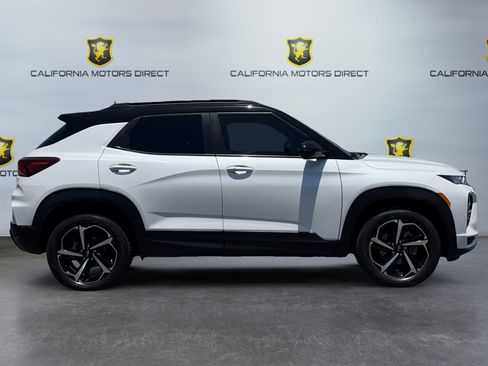 Used 2023 Chevrolet TrailBlazer RS w/ Sun and Liftgate Package AWD/4WD image 4