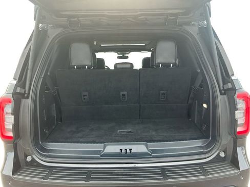 Used 2024 Ford Expedition Limited AWD/4WD image 24