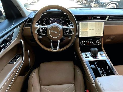 Used 2023 Jaguar F-PACE S AWD/4WD image 7
