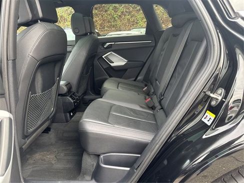 Used 2022 Audi Q3 2.0T Premium image 10