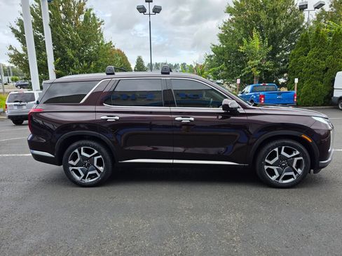 Used 2023 Hyundai Palisade Limited AWD/4WD image 6