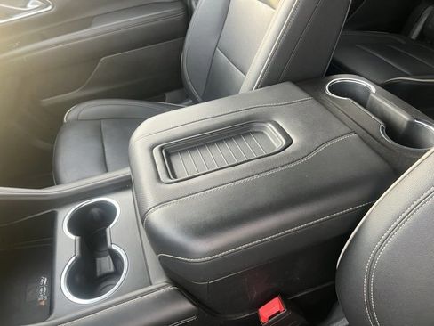 Certified 2023 Chevrolet Suburban Premier image 26