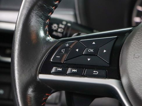 Used 2024 Nissan Altima 2.5 SR image 13