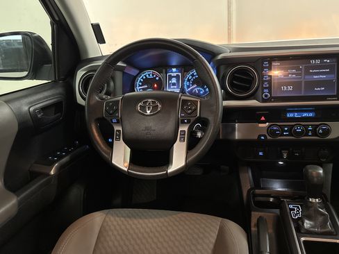 Used 2021 Toyota Tacoma SR5 image 12