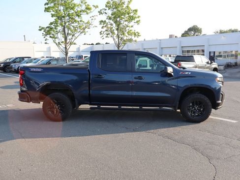 Used 2020 Chevrolet Silverado 1500 LT Trail Boss AWD/4WD image 11