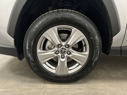 Used 2023 Toyota RAV4 XLE w/ Convenience Package FWD image 30