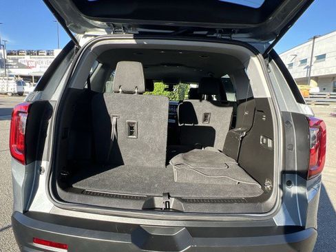Used 2023 GMC Acadia SLE w/ Elevation Edition image 25