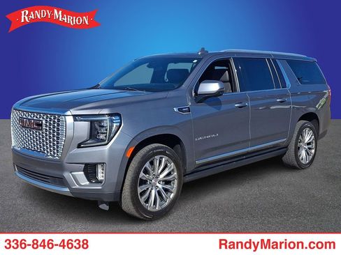 Used 2021 GMC Yukon XL Denali w/ Denali Premium Package image 1