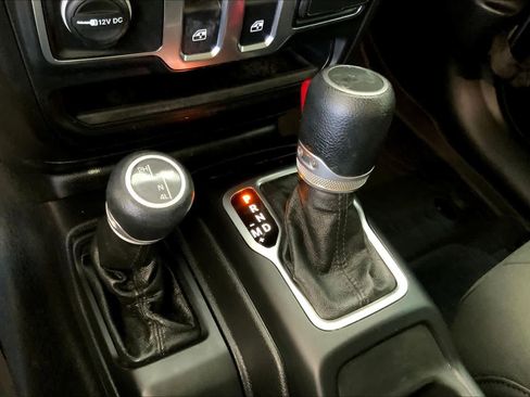 Used 2020 Jeep Wrangler Sport image 57