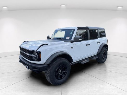 Used 2024 Ford Bronco Wildtrak AWD/4WD image 8