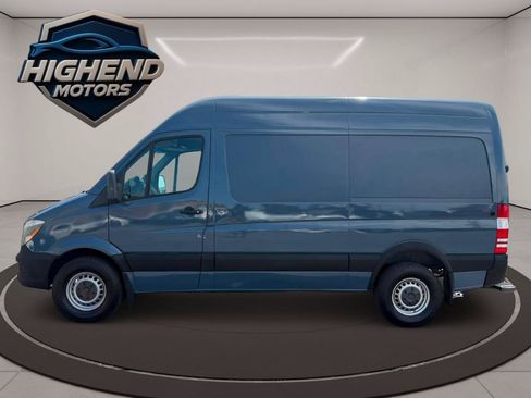 Used 2018 Mercedes-Benz Sprinter 2500 image 3