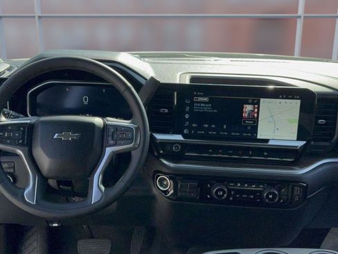 Used 2026 Chevrolet Silverado 1500 RST AWD/4WD image 12