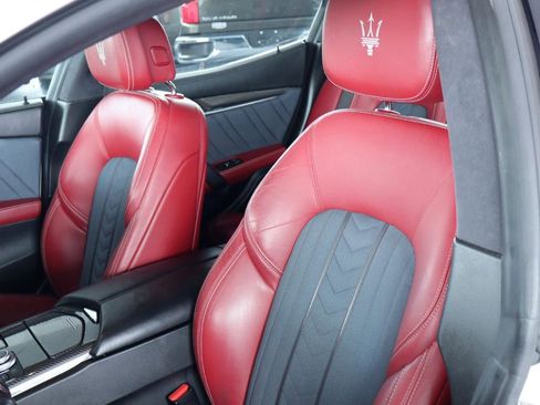 Used 2018 Maserati Ghibli S GranLusso RWD image 14