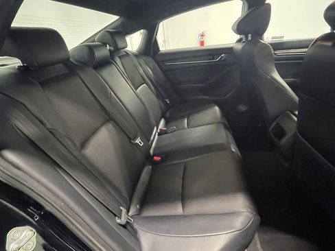 Used 2018 Honda Accord Sport image 24