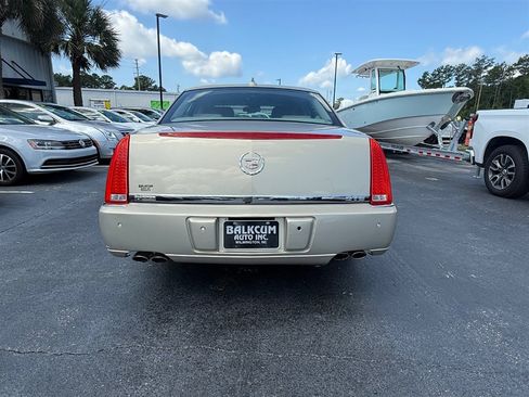 Used 2009 Cadillac DTS FWD image 4
