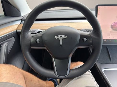 Used 2022 Tesla Model 3 Long Range AWD/4WD image 14
