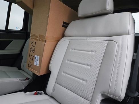 New 2026 Hyundai Santa Fe Calligraphy FWD image 13