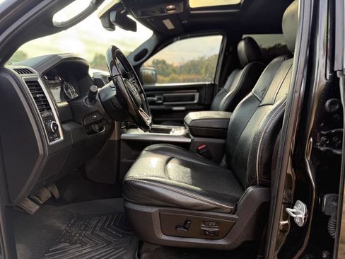 Used 2017 RAM 1500 Limited image 11