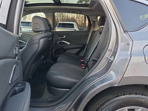 Used 2024 Acura RDX SH-AWD image 5