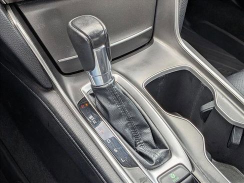 Used 2018 Honda Accord EX-L image 12