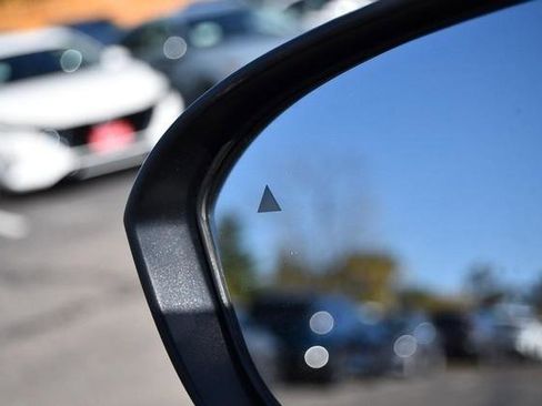 New 2026 Nissan Kicks SR w/ SR Premium Package image 10