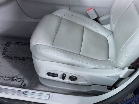 Used 2019 GMC Acadia SLT image 19