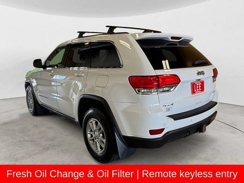 Used 2018 Jeep Grand Cherokee Laredo AWD/4WD image 3