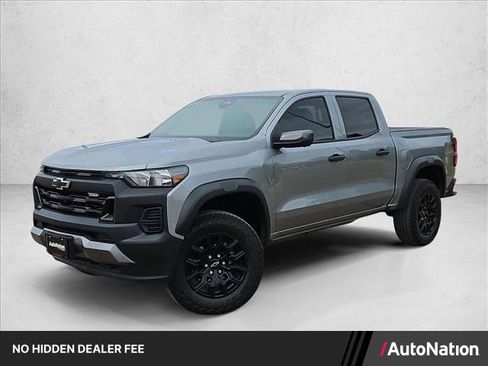 Used 2025 Chevrolet Colorado Trail Boss AWD/4WD image 1