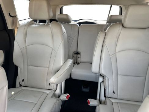 Used 2022 Buick Enclave Essence w/ Trailering Package, 5000 lbs. image 25