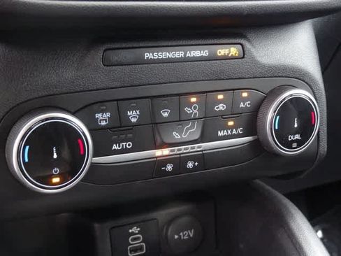 Certified 2024 Ford Escape ST-Line FWD image 27