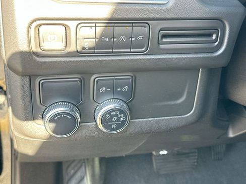 Used 2021 GMC Yukon SLT image 34