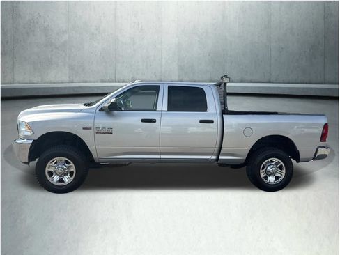 Used 2018 RAM 2500 Tradesman w/ Chrome Appearance Group AWD/4WD image 2