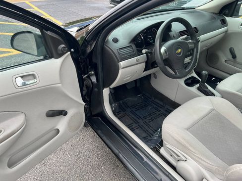 Used 2010 Chevrolet Cobalt LS FWD image 16