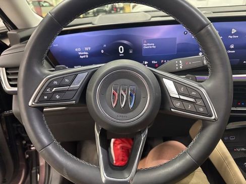 Used 2024 Buick Envision Preferred image 26