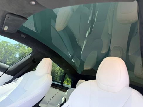 Used 2022 Tesla Model S Plaid AWD/4WD image 13