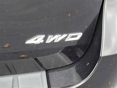 Used 2022 Ford Explorer XLT w/ Equipment Group 202A image 35