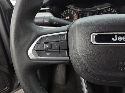 Used 2024 Jeep Compass Limited image 22