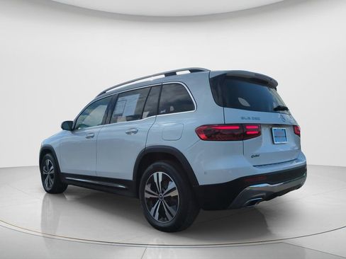 Used 2026 Mercedes-Benz GLB 250 w/ Exclusive Package image 7