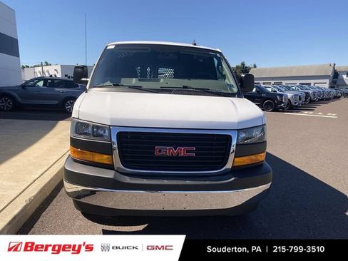 Used 2022 GMC Savana 2500 w/ Driver Convenience Package RWD image 16