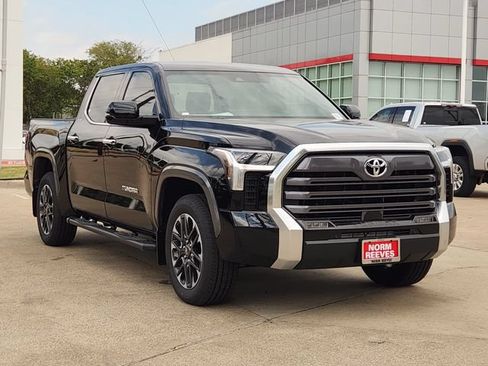 New 2026 Toyota Tundra Limited w/ Power Package RWD image 2
