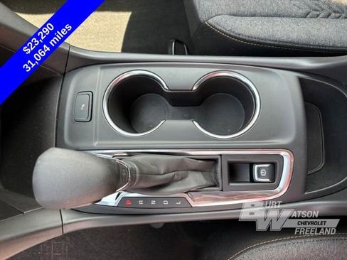 Used 2024 Chevrolet Equinox LT w/ LPO, Floor Liner Package FWD image 21