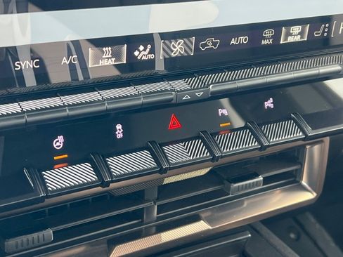 New 2025 GMC Hummer EV 3X image 17