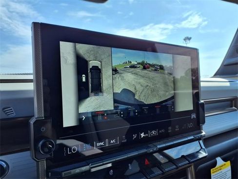 New 2025 GMC Hummer EV 3X image 14