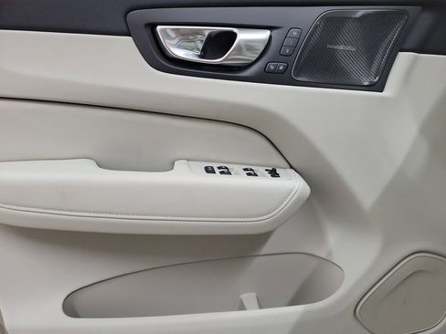 New 2026 Volvo XC60 B5 Ultra w/ Protection Package Premier AWD/4WD image 21