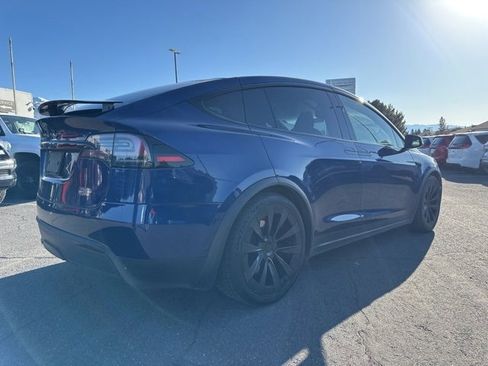 Used 2022 Tesla Model X Plaid image 6